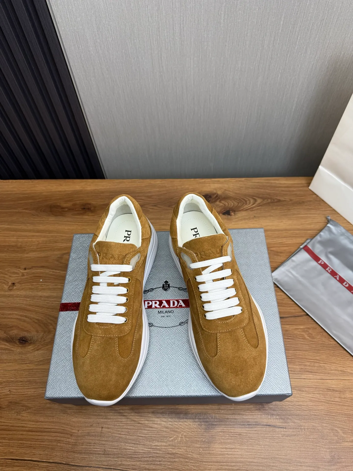 Men's shoes 💰540💰 [PRADA] Men's shoes are popular in the counter, official website is synchronized, 1 high-quality shipment ✔️Original frosted cowhide + cowhide lining, 1🆚1 replica, original sole, 38-45 (45 customized, non-refundable)